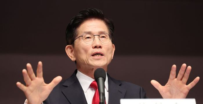[속보] '후보 자격 회복' 김문수 "즉시 선대위 출범해 반이재명 전선 구축"