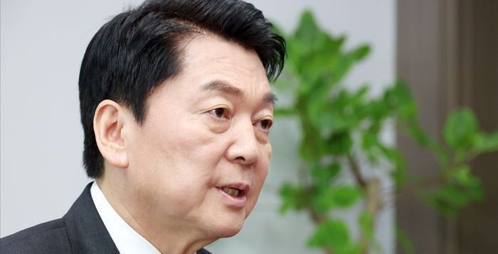 "새벽의 막장쿠데타, 위대한 당원이 진압"…안철수, 전당원투표 부결에 감격