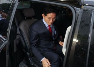 [속보] 김문수, 선관위에 대통령 후보등록…"한덕수 잘 모실 것"
