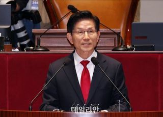 김문수, '대선 후보 등록' 완료…"한덕수 만나고, 광폭의 빅텐트 만들 것"