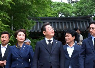 민주당, 김문수 끌어내려지자 "청빈한 삶" 평가했는데…후보 복귀