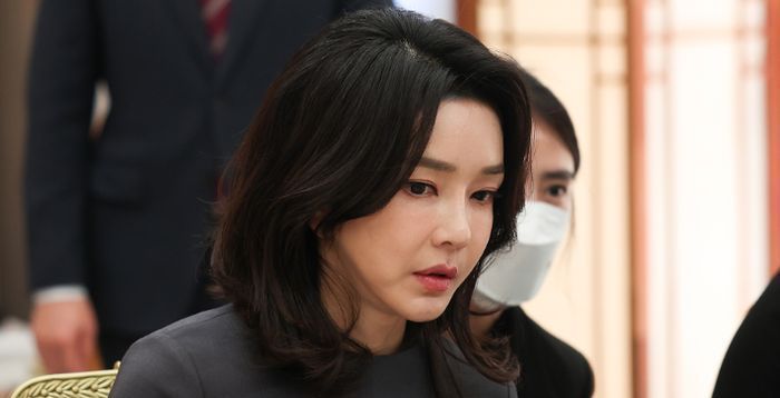 檢, '명태균 의혹' 관련 김건희 소환 정식 통보…불응 시 강제수단 검토