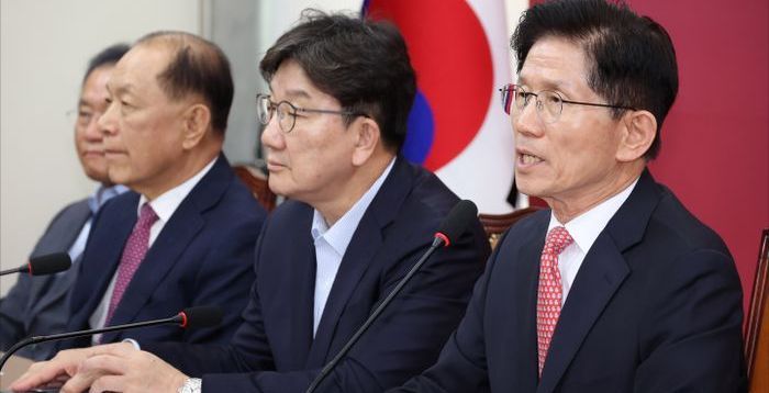 국민의힘, 첫 선대위 열고 '화합' 강조…"위대한 승리의 여정 시작하자"