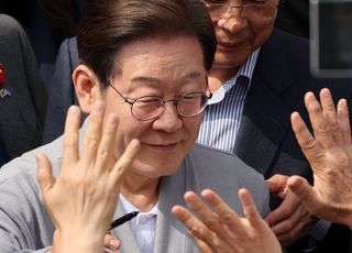 김문수 대선후보 확정에…민주당 "내란동조 세력" 파상공세