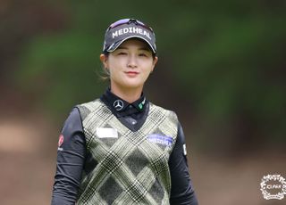 박현경 일본서 대상포인트 획득…KLPGA 글로벌 전략 첫 사례