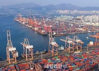 부산항 들어오던 컨테이너선서 코카인 720kg 적발