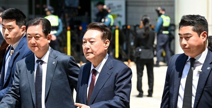 윤석열은 보내주자 [기자수첩-정치]