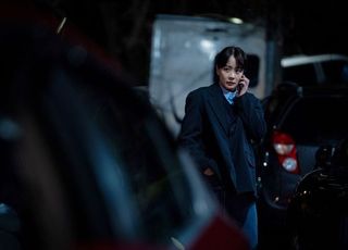 흙 먹는 연기까지…생활밀착형 스릴러 '주차금지'의 섬뜩한 메시지 [D:현장]