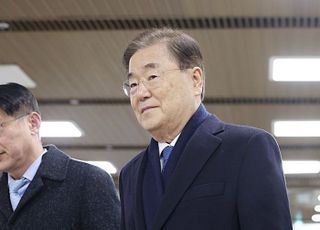'사드 기밀 유출 혐의' 文정부 안보라인 재판 절차 시작