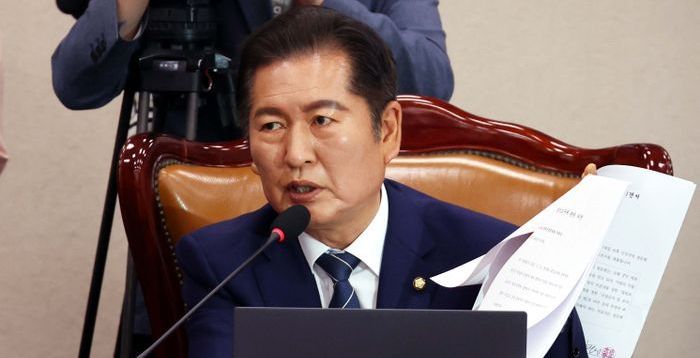 '이재명 선거법 재판 면소법' 법사위 통과…민주당 강행