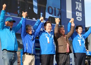 [현장] 이재명, PK서 '이순신 서사' 띄우기…"위기극복 적임자 누구냐"
