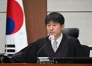 중앙지법, 민주당發 '지귀연 술접대 의혹'에 "추상적…구체적 자료 제시 안 돼"
