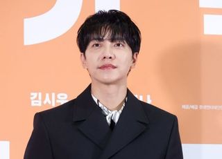 주가 10배 올렸다…이승기 장인 등 주가조작 일당 13명 ‘무더기 기소’