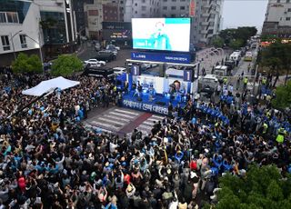 '압도' 지우고 '위기' 꺼낸 민주당… 이재명 대세론 속 속내는?