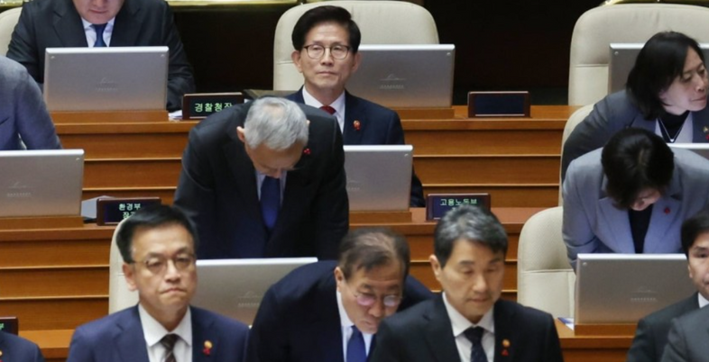 [김문수, 그는 누구인가 ③] 시종일관 '꼿꼿문수', 대통령 후보되다
