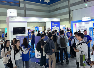 스마일샤크, AWS 서밋 서울 2025서 플래티넘 부스로 참여