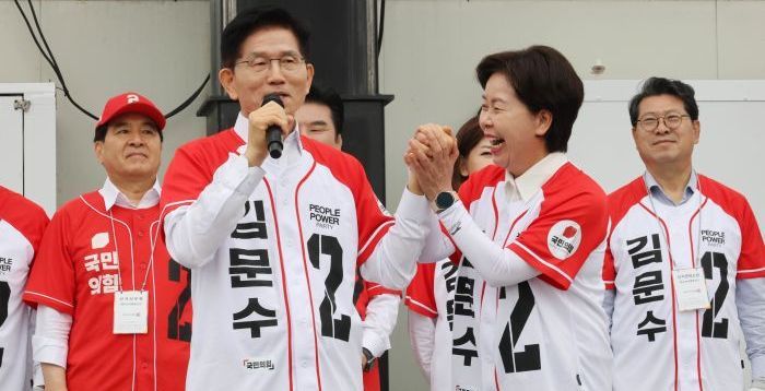 김문수 "광교신도시 개발하고 돈 받았단 말 들었다면 지금 신고하시라"