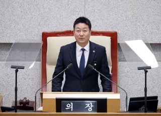 김진경 경기도의장, '성희롱 논란' 관련 "깊은 유감"