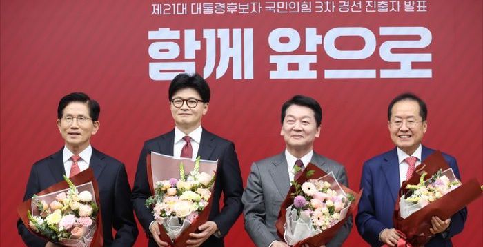 한동훈·한덕수·홍준표 '화합', 尹 '탈당'…커지는 '김문수 원팀' 요구