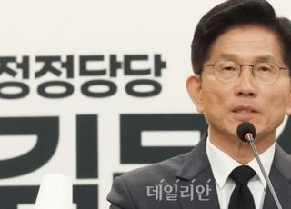 광주 찾은 김문수 "부패·도둑질 정치는 안된다는게 5·18의 명령"