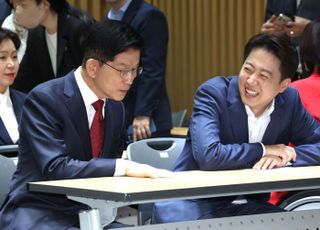 김문수 후보-이준석 후보 '약자와 동행하는 서울 토론회' 참석