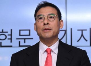 "로펌 돈 못 준다" "재단 돈 안 쓴다"…효성家차남 조현문 잇단 '구설'