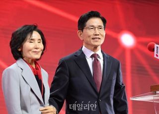 김문수 부인 설난영 "법카 개인 사용? 상상도 못했던 일"
