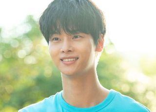 차학연, '태양의 노래'로 스크린 데뷔…"청춘을 선물 받은 느낌"