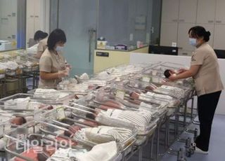 결혼·출산 의향 늘었다…저출생 정책 기대효과 1위는 ‘집’