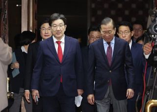 경찰, '국민의힘 대선후보 단일화 압박 의혹' 권영세·권성동 수사