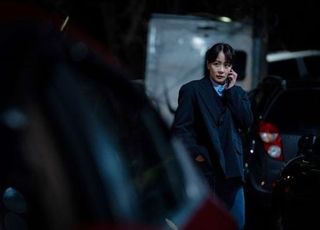 넘어오지 마세요, '주차금지' [볼 만해?]