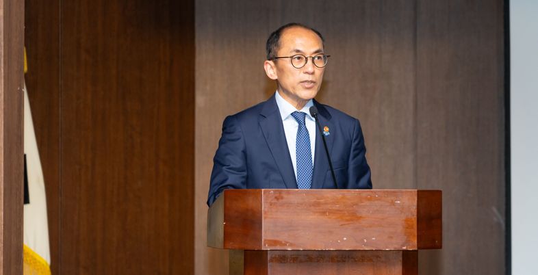 개보위원장 "SKT 유출, 역대급 사건…복제폰이 아니더라도 2차 피해 가능"