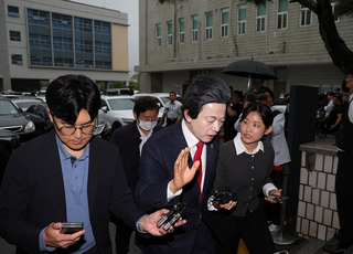 사기·성추행 혐의 허경영 대표, 구속적부심 기각
