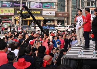 양주에서 선거 유세하는 김문수 후보
