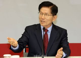 김문수 "이준석에 당권?…당무우선권 내가 갖고 있어"