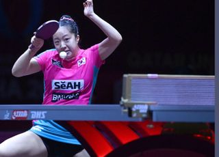 여자탁구 신유빈, 세계선수권 동2 확보…개인전은 쑨잉사에 덜미