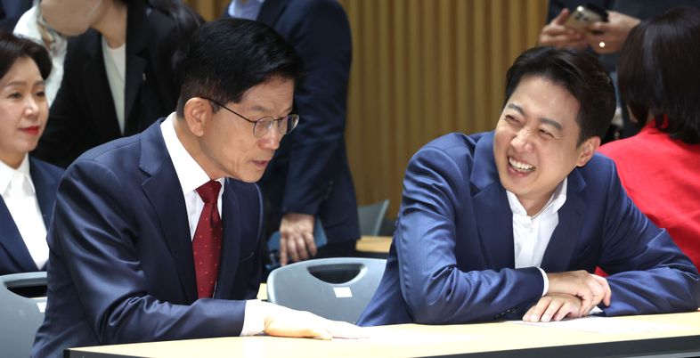 "지지율은 오르는데"…김문수, 빅텐트 딜레마 어떻게 풀까