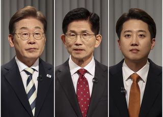 [TV토론] 김문수 "가짜" 이준석 "사이비" 꺼내 맹공…이재명 "왜곡 말라" 맞불