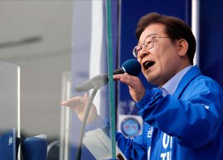 이재명, '미군 점령군 표현' 논란에 "미군도 당시 그렇게 표현…그걸 왜곡"