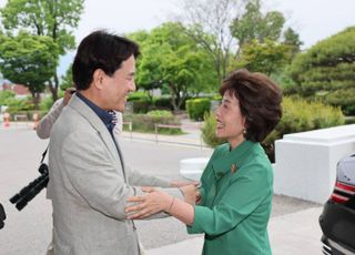 김진태, '강원 출신' 박선영 만나 납북귀환어부 명예회복·배보상 문제 협의
