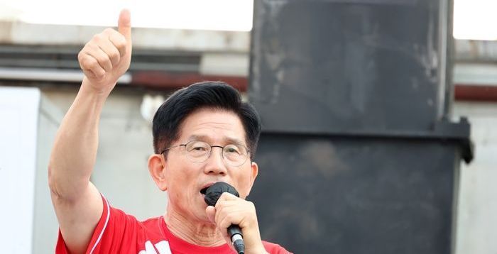 김문수 "헌법에 '지방분권 국가' 선언하고 자치권 대폭 이양"