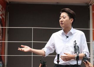 이준석, '젓가락 발언' 논란에 "심심한 사과 드린다"