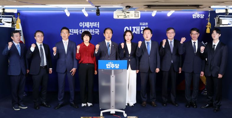 보수 인사 영입은 '통합'인데…김문수~이낙연은 해괴? 엇갈린 잣대