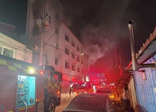 충남 서산 모텔서 화재, 경상자 2명 추가…남성 1명 사망·20명 부상