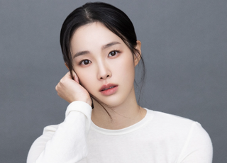 ‘돌싱’ 이동건과 열애설 휩싸인 강해림, 누구?