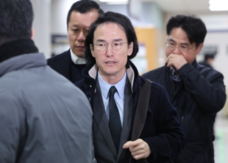 조현범 한국타이어 회장 '200억대 횡령', 징역 3년 선고