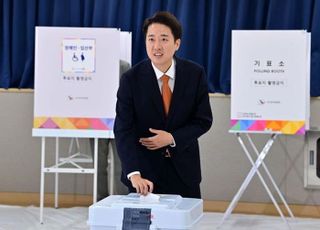 음담패설에 불법도박까지…이준석, 이재명 '아들 리스크' 융단폭격