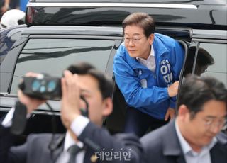 이재명, 댓글단 여론공작 의혹에 "가능한 모든 조치 하도록 선대위에 지시"
