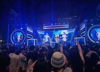 [현장] “쏘맥 자격증도 따고, 테라네컷 찍고”…센텀맥주축제, MZ 놀이터로 급부상