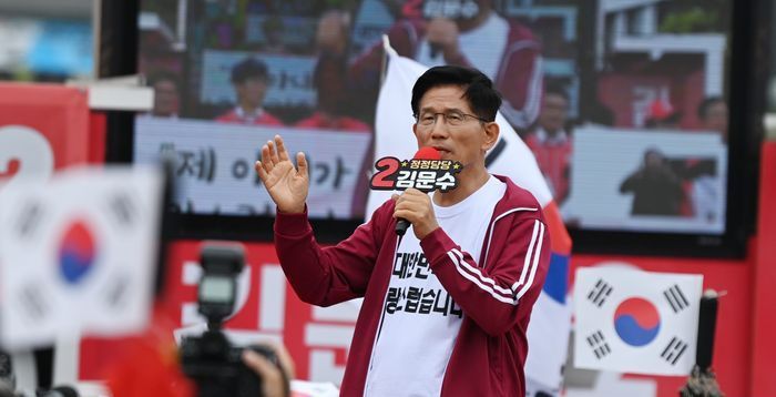 이재명 '사법거래 의혹' 파문…김문수 "충격적, 대법원에 내통자 있단 실토?"